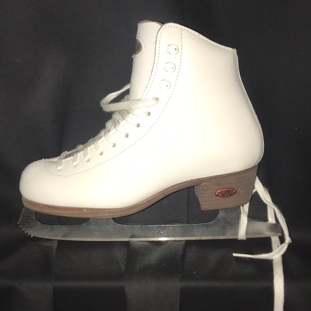 Riedell Total Competition Ice Skates
